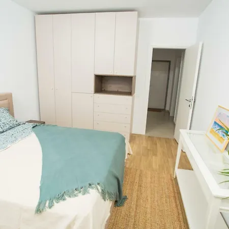 Barbu Vacarescu Apart B Appartement