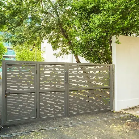 Barbu Vacarescu Apart B Appartement
